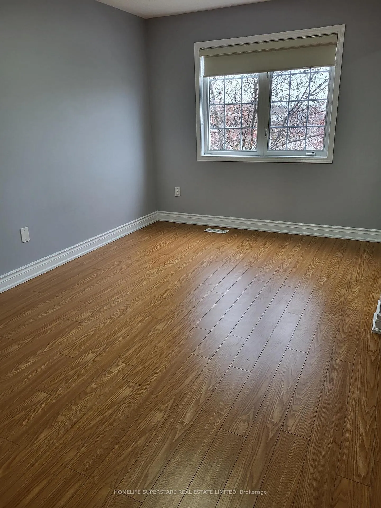 Photo 9 of 1585 Gowling Terrace, Milton, Clarke — HOMEH