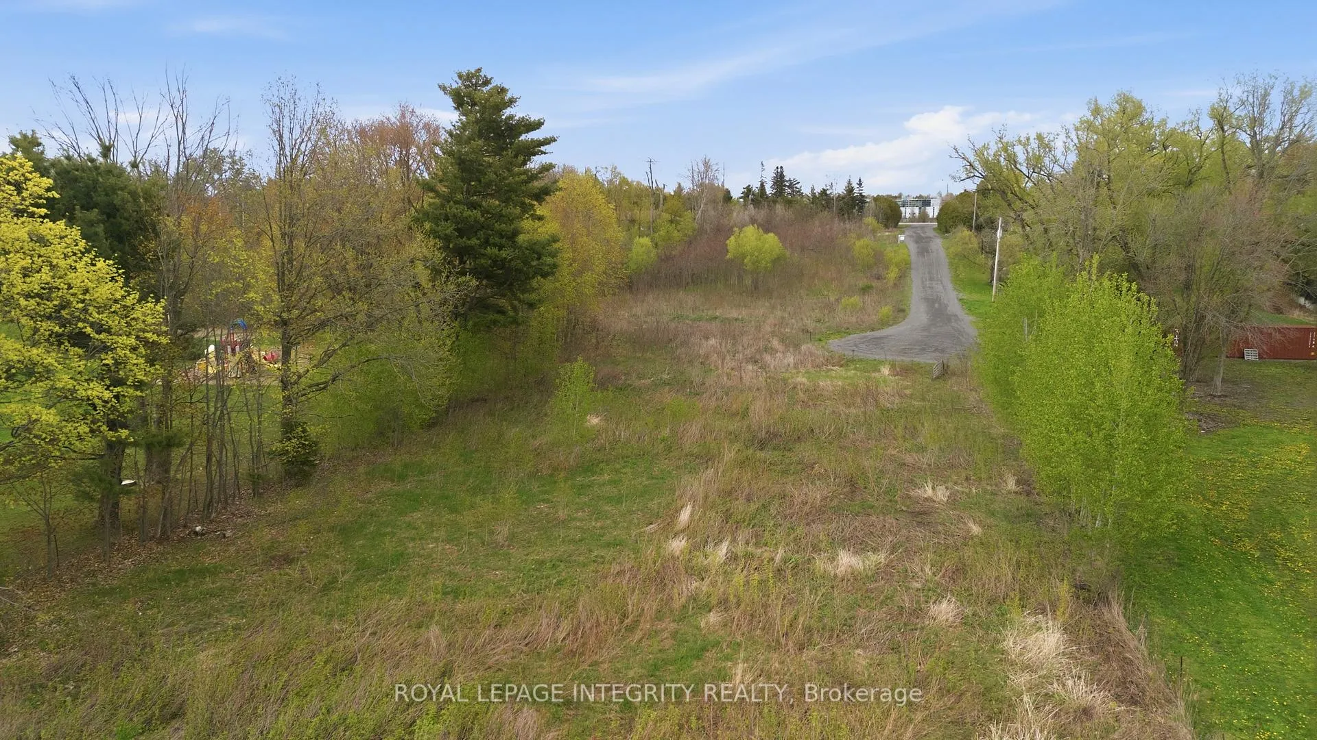 Photo 4 of 348 River Road, Ottawa, Cedardale — HOMEH