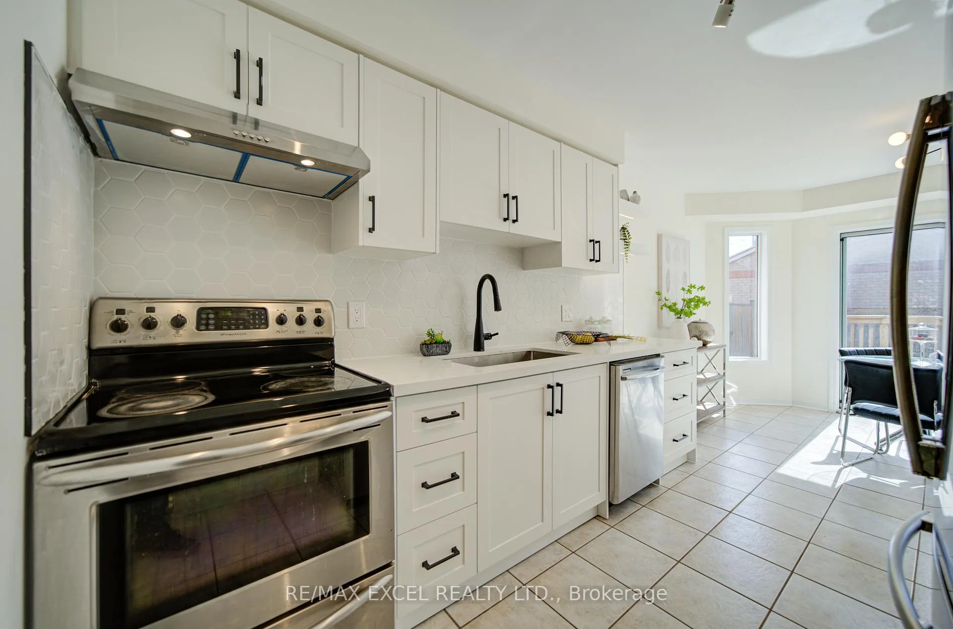 Photo 19 of 22 Horstman Street, Markham, Rouge River Estates — HOMEH