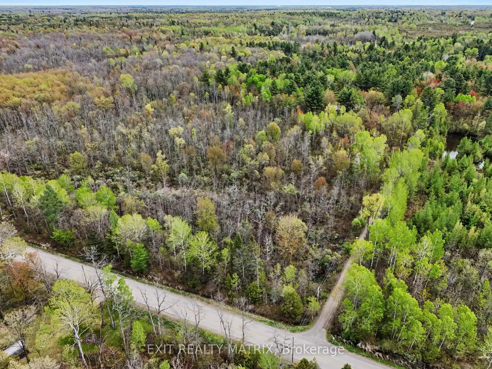 Photo 31 of 5749 Skakum Road, Augusta, Augusta Twp — HOMEH