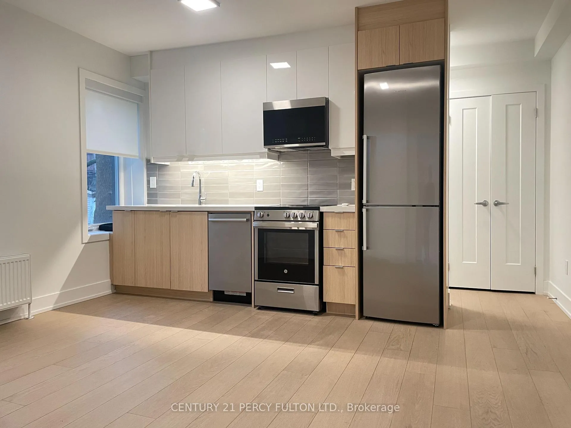 Photo 1 of Unit 11, 320 Roncesvalles Avenue, Toronto, High Park-Swansea — HOMEH