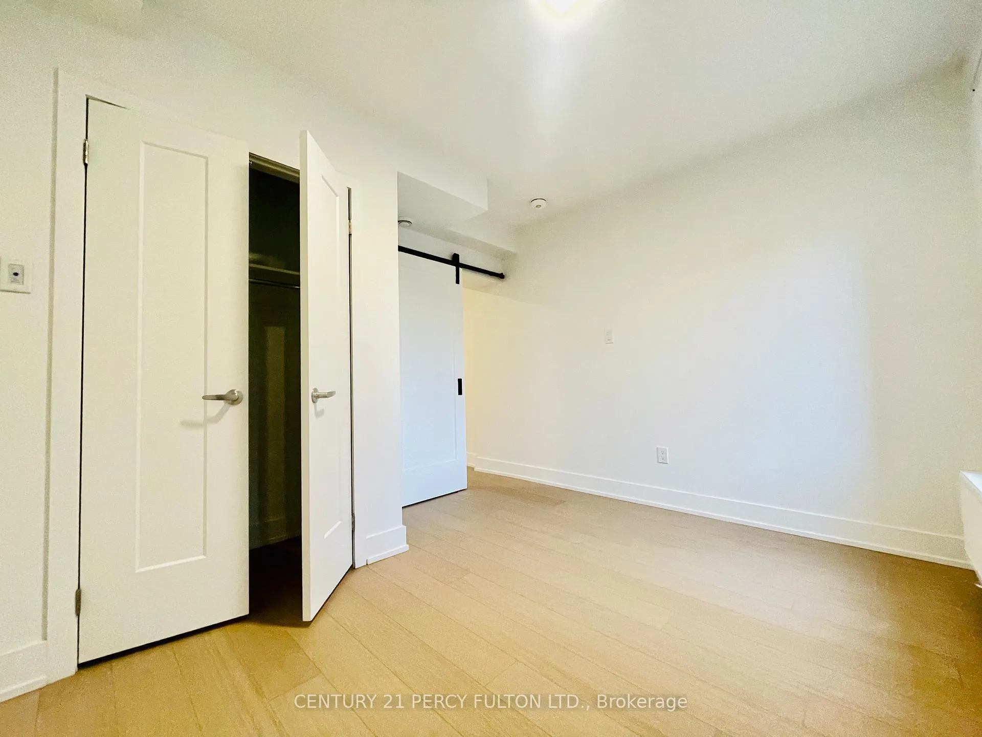 Photo 8 of Unit 11, 320 Roncesvalles Avenue, Toronto, High Park-Swansea — HOMEH