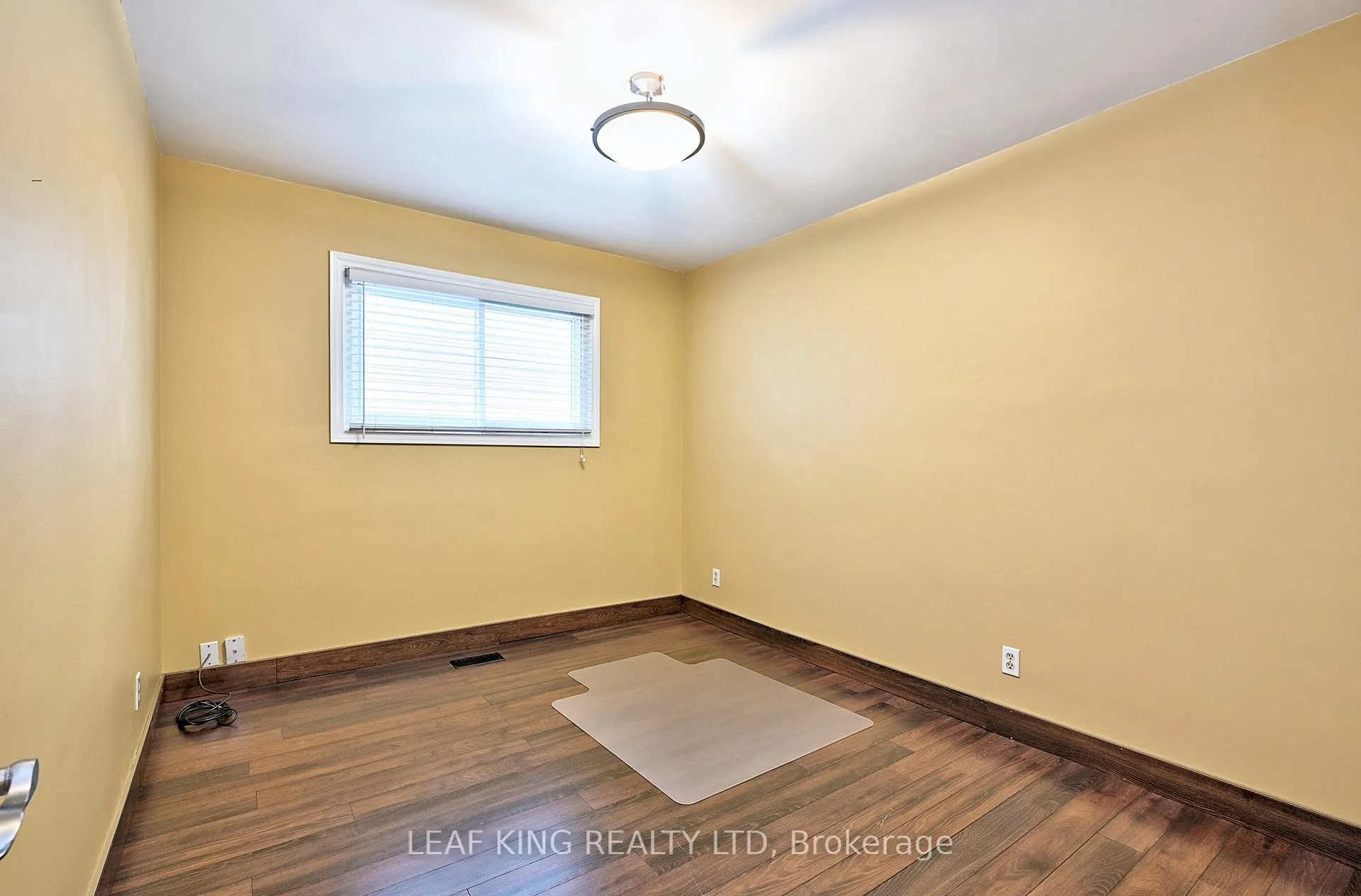 Photo 3 of Unit 2, 1476 Barton Street E, Hamilton, Homeside — HOMEH