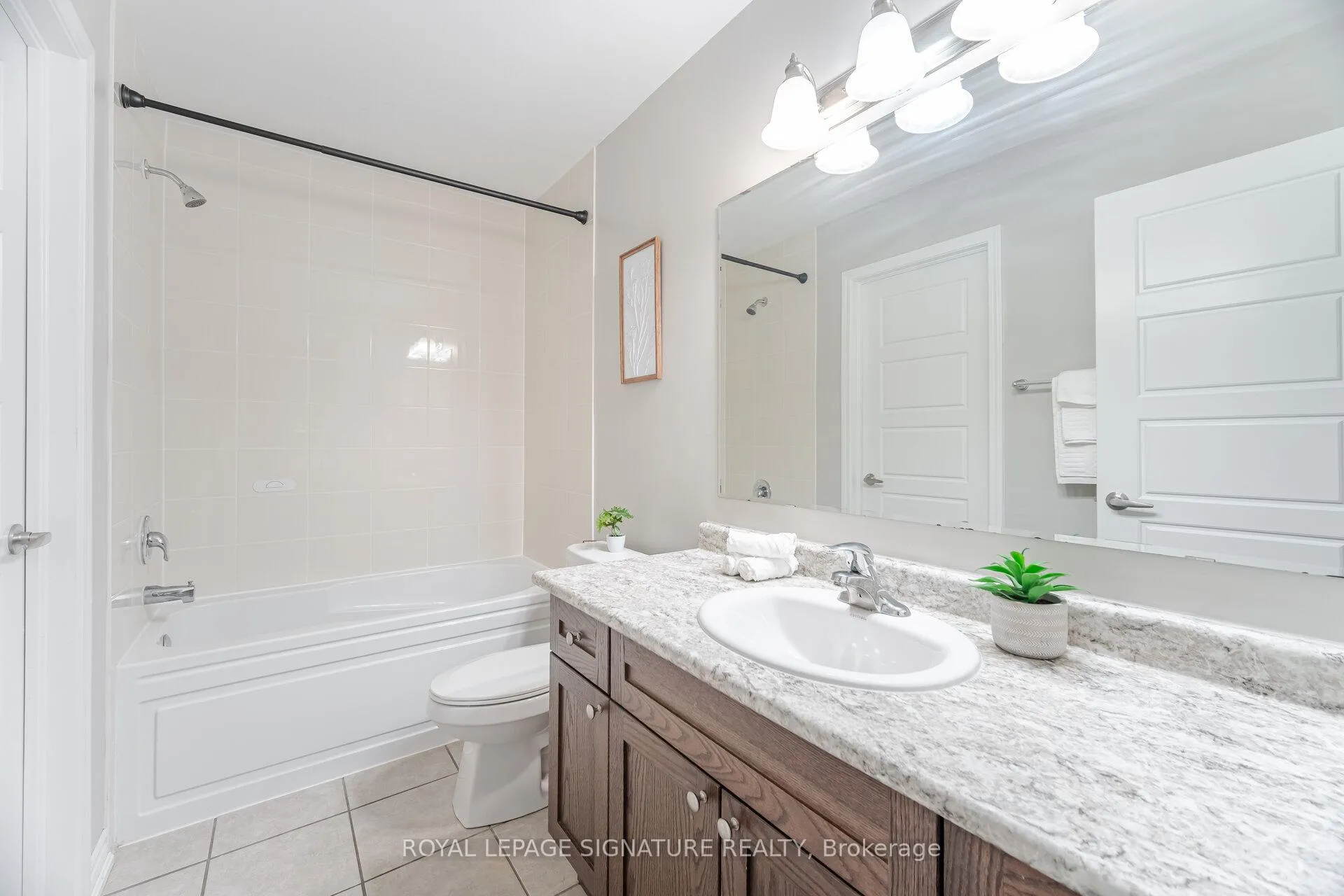 Photo 29 of 514 Goldenrod Lane, Kitchener, Rosenburg — HOMEH
