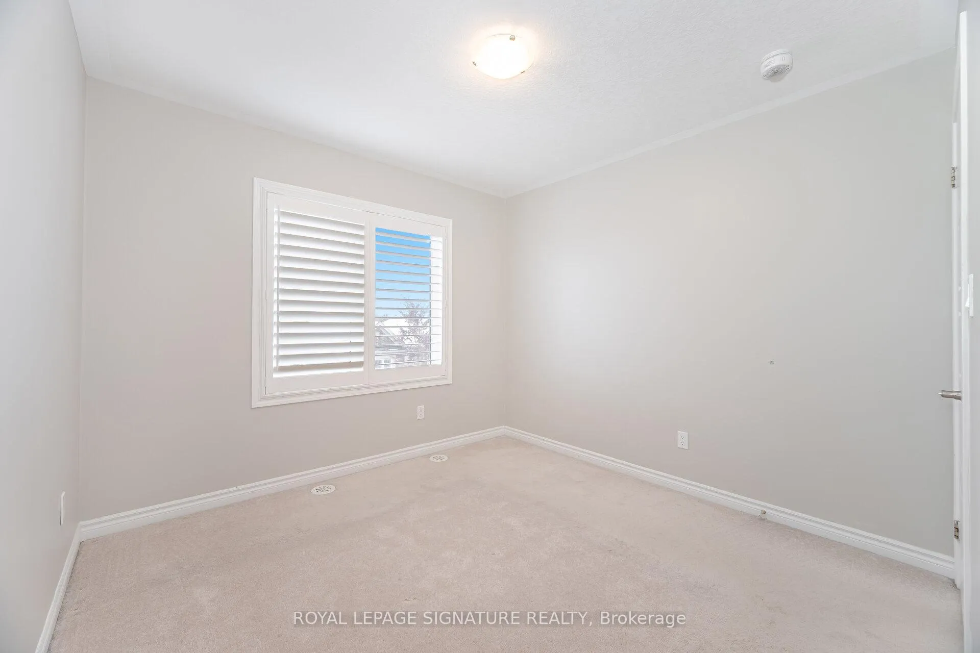 Photo 32 of 514 Goldenrod Lane, Kitchener, Rosenburg — HOMEH