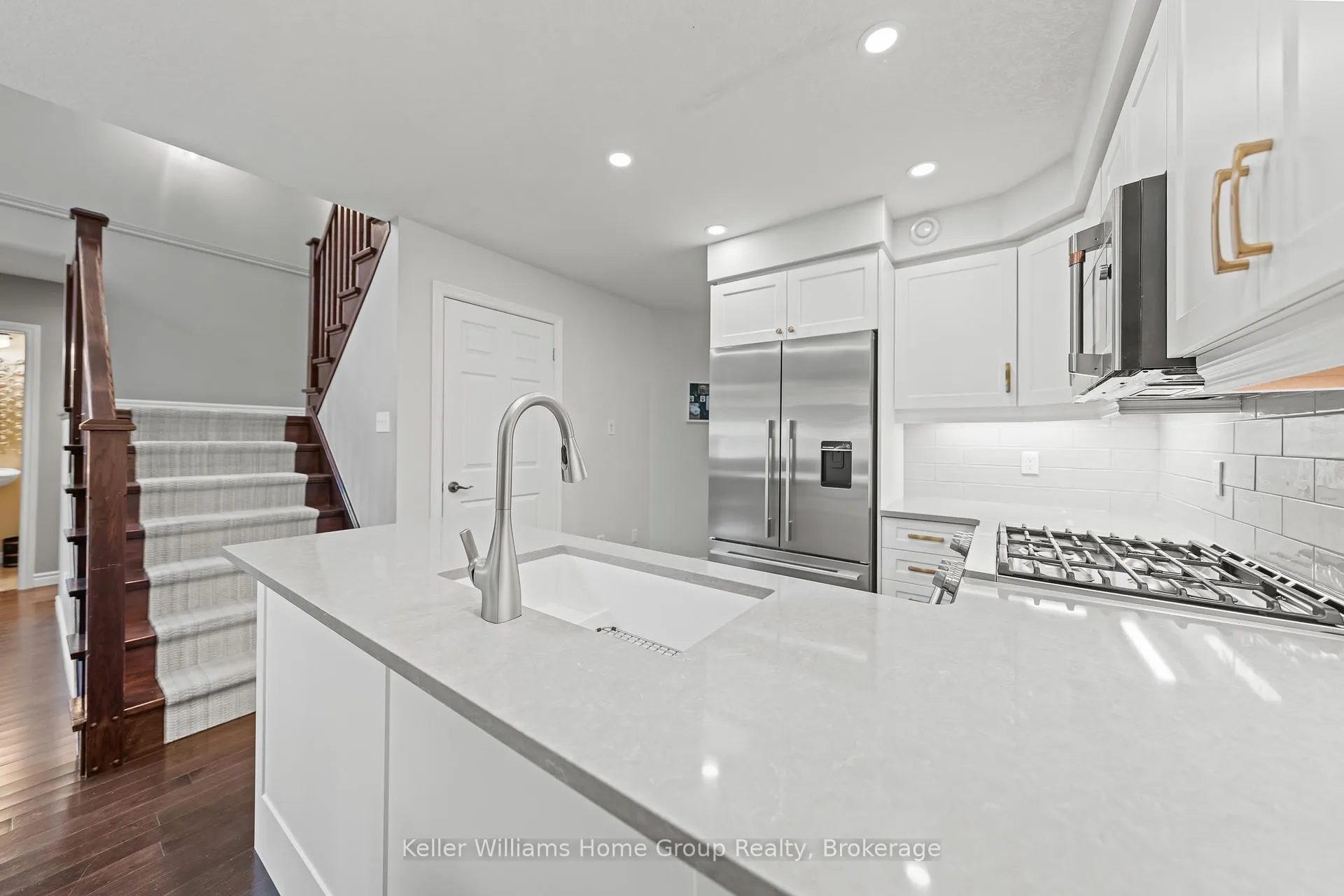 Photo 11 of Unit 32, 255 Summerfield Drive, Guelph, Pineridge/Westminster Woods — HOMEH