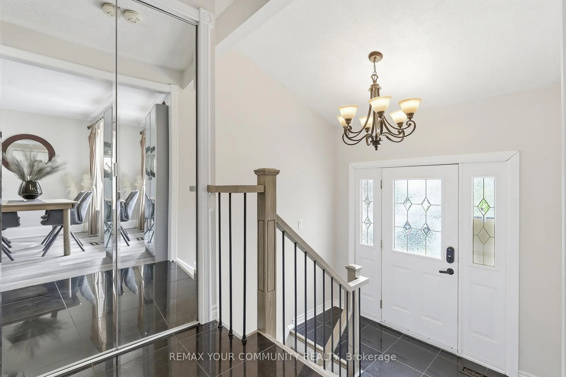 Photo 7 of 28 Snowshoe Crescent, Markham, German Mills — HOMEH