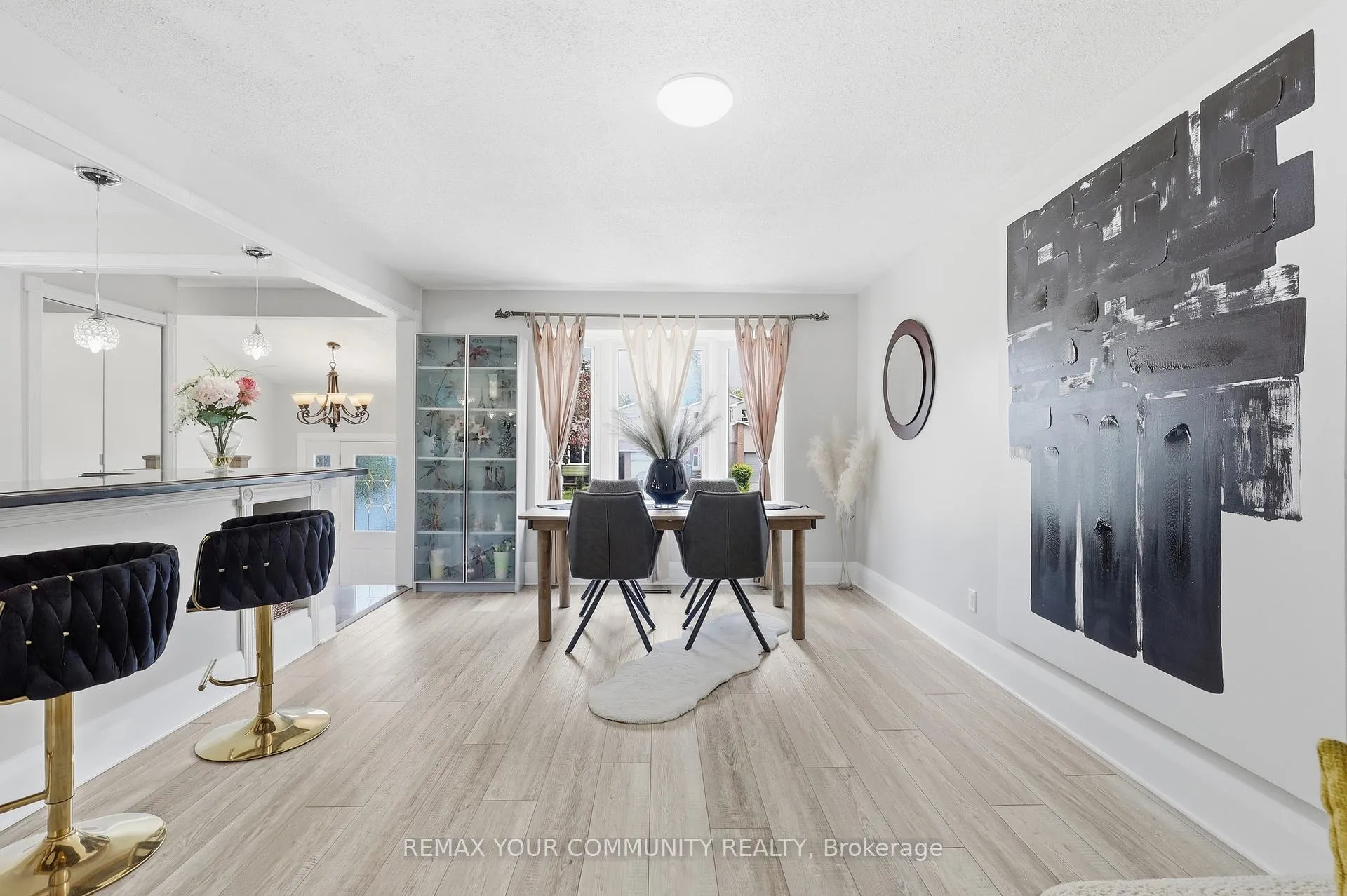 Photo 15 of 28 Snowshoe Crescent, Markham, German Mills — HOMEH