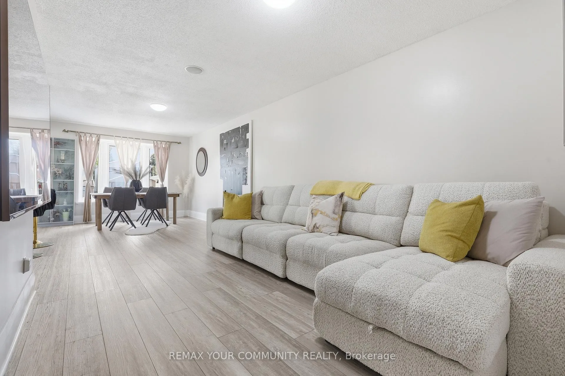 Photo 20 of 28 Snowshoe Crescent, Markham, German Mills — HOMEH