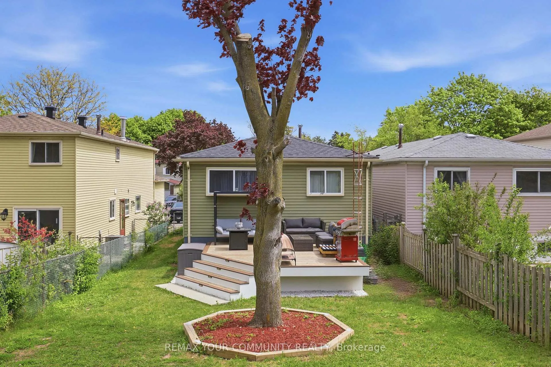 Photo 37 of 28 Snowshoe Crescent, Markham, German Mills — HOMEH