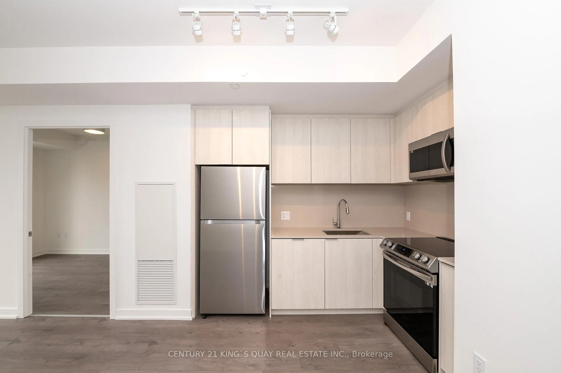 Photo 12 of Unit 2702, 357 King Street W, Toronto, Waterfront Communities — HOMEH