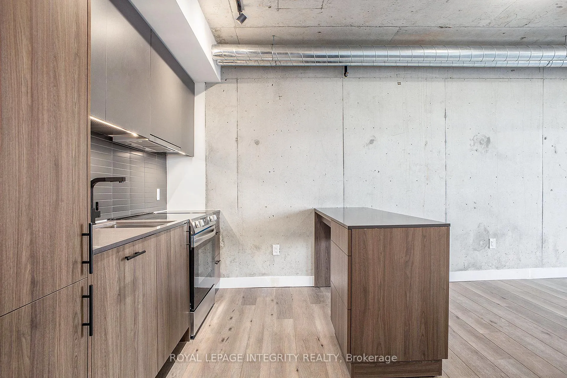 Photo 7 of Unit 404, 10 James Street, Ottawa, Ottawa Centre — HOMEH