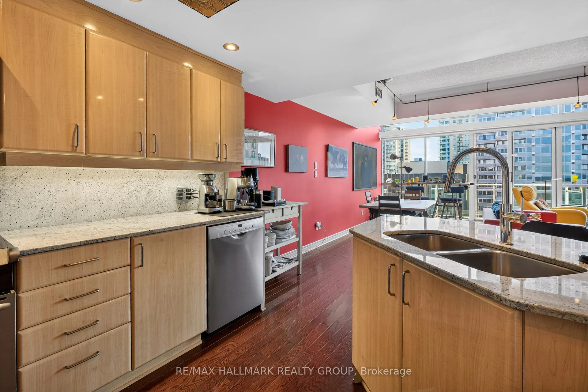 Photo 5 of Unit PH01, 134 York Street, Ottawa, Lower Town/Byward Market — HOMEH