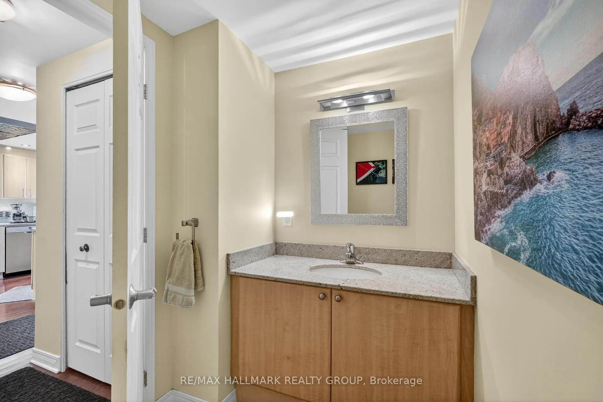 Photo 28 of Unit PH01, 134 York Street, Ottawa, Lower Town/Byward Market — HOMEH