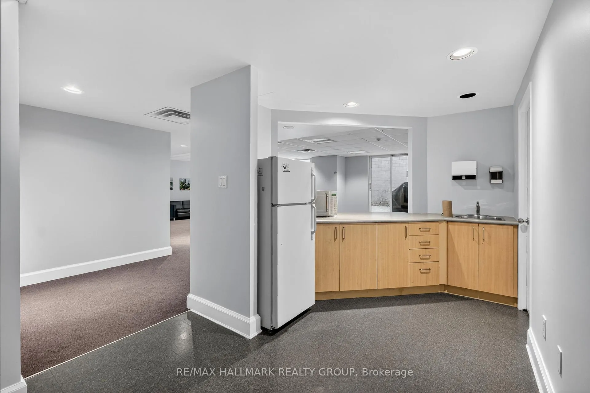 Photo 48 of Unit PH01, 134 York Street, Ottawa, Lower Town/Byward Market — HOMEH