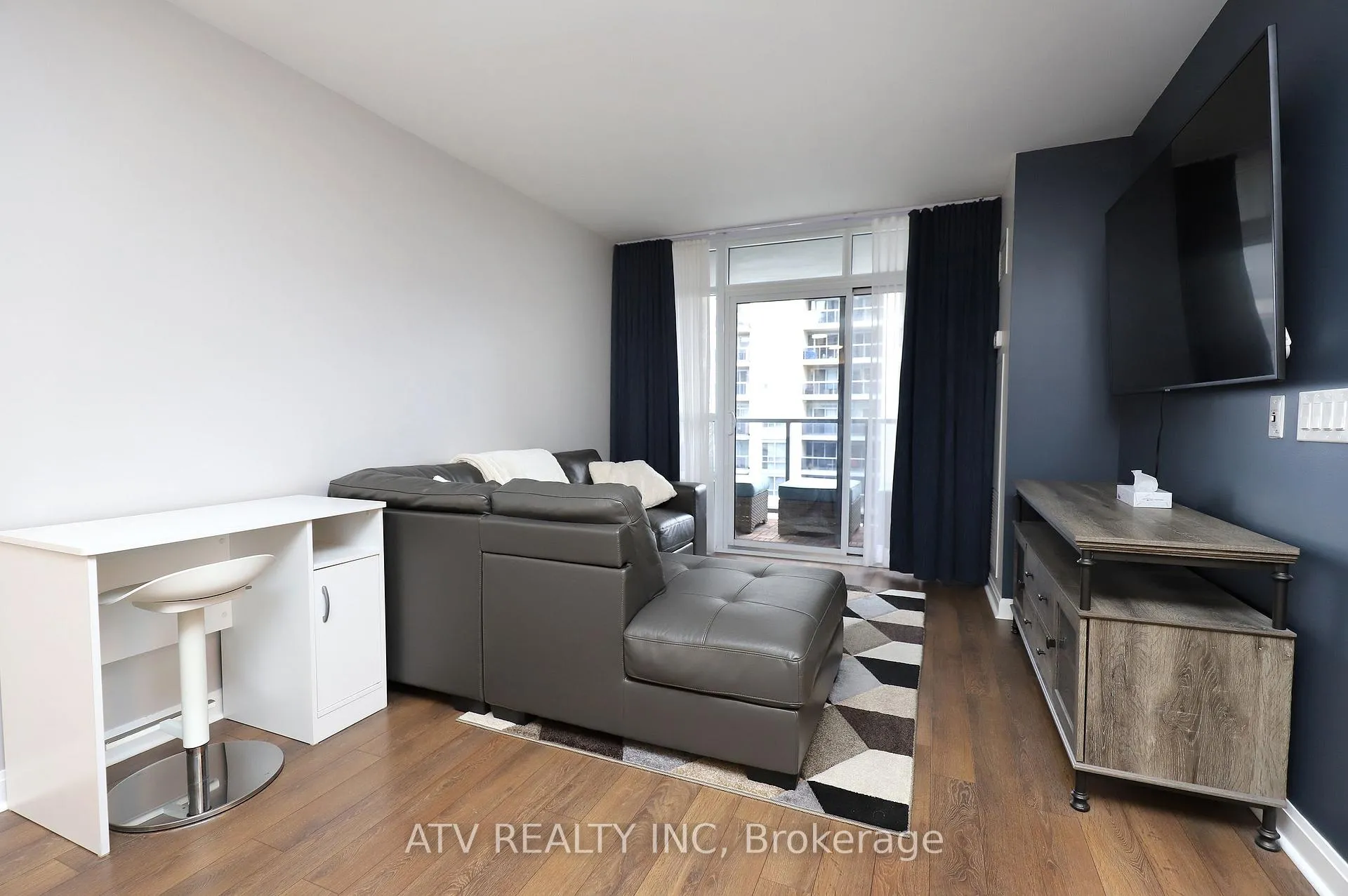 Photo 15 of Unit 1213, 1 Michael Power Place, Etobicoke, Islington-City Centre West — HOMEH