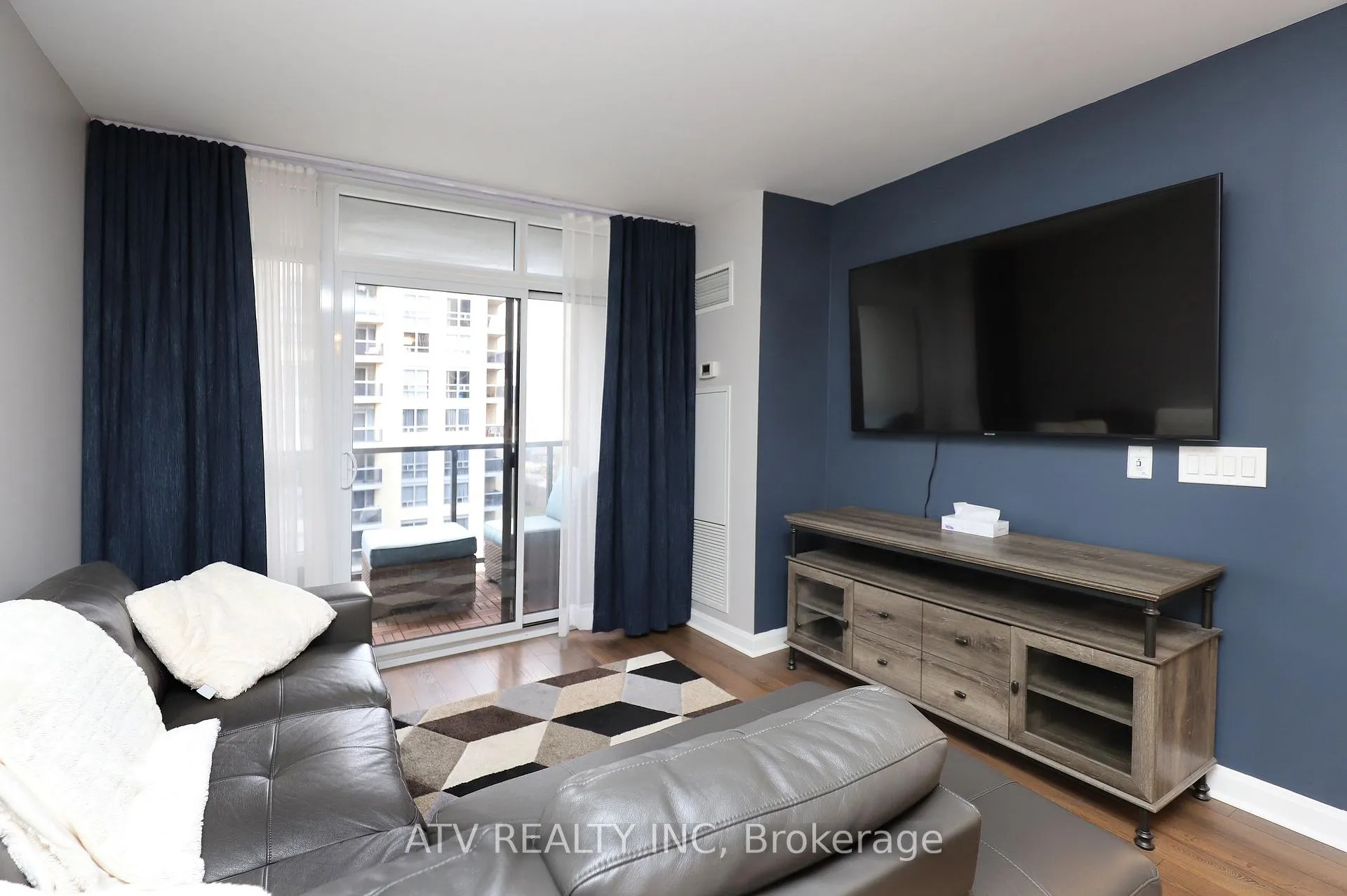 Photo 17 of Unit 1213, 1 Michael Power Place, Etobicoke, Islington-City Centre West — HOMEH