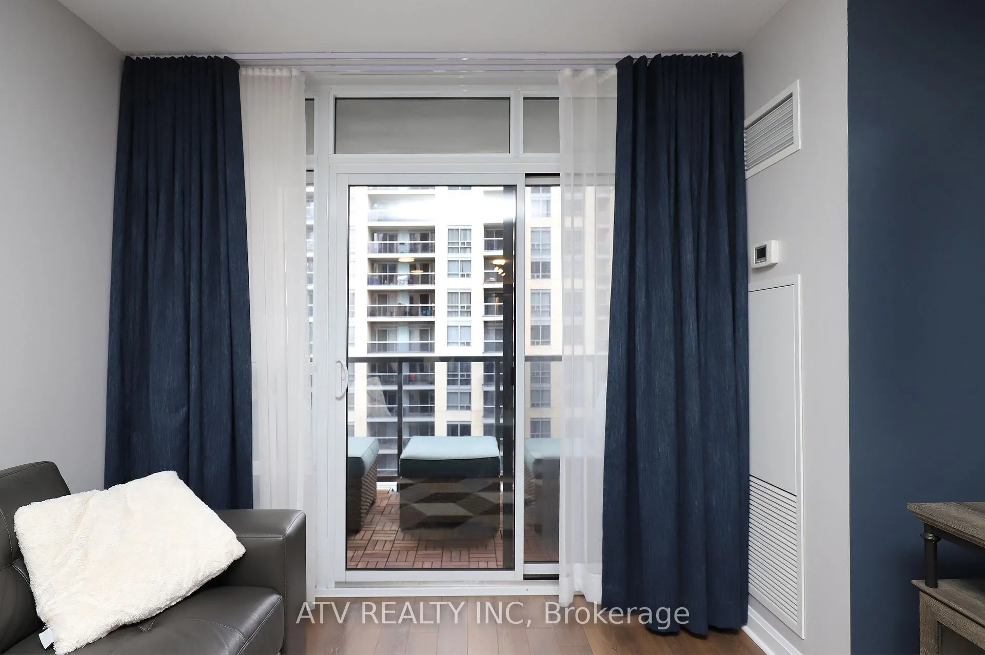 Photo 19 of Unit 1213, 1 Michael Power Place, Etobicoke, Islington-City Centre West — HOMEH