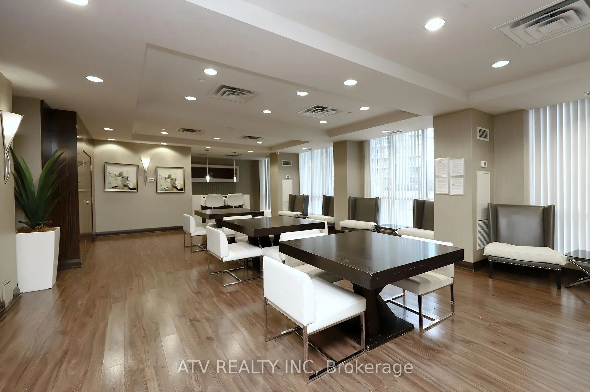 Photo 36 of Unit 1213, 1 Michael Power Place, Etobicoke, Islington-City Centre West — HOMEH