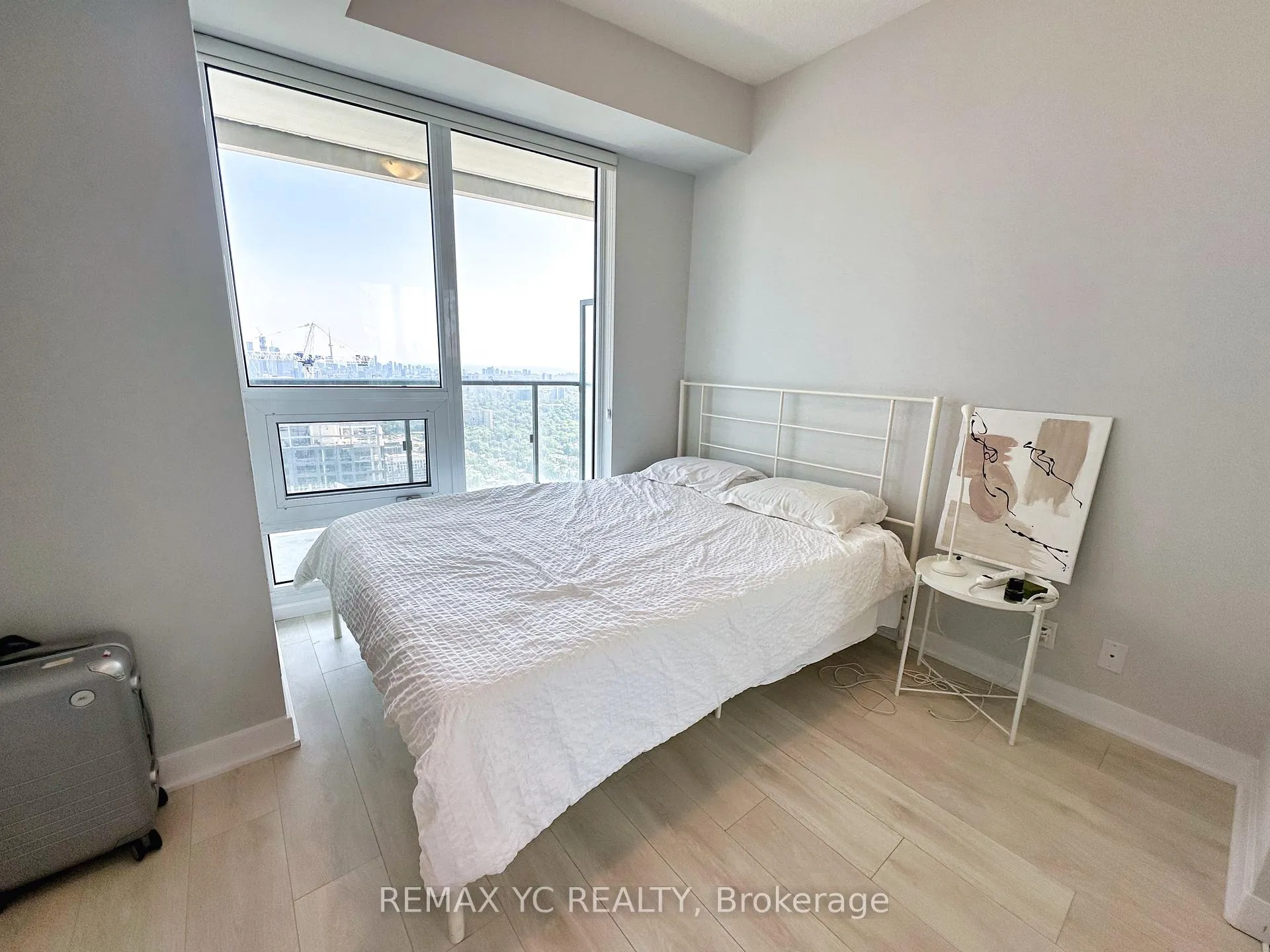Photo 7 of Unit 4607, 2221 Yonge Street, Toronto, Mount Pleasant West — HOMEH