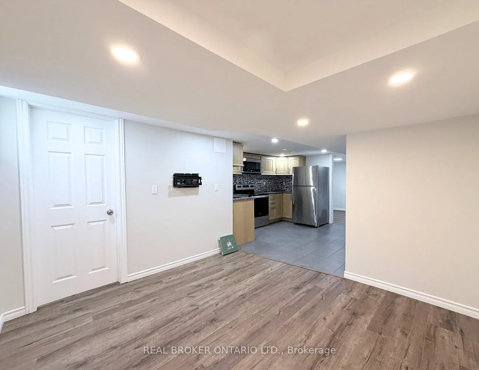 Photo 3 of Unit Basement, 315 East 22nd Street, Hamilton, Eastmount — HOMEH