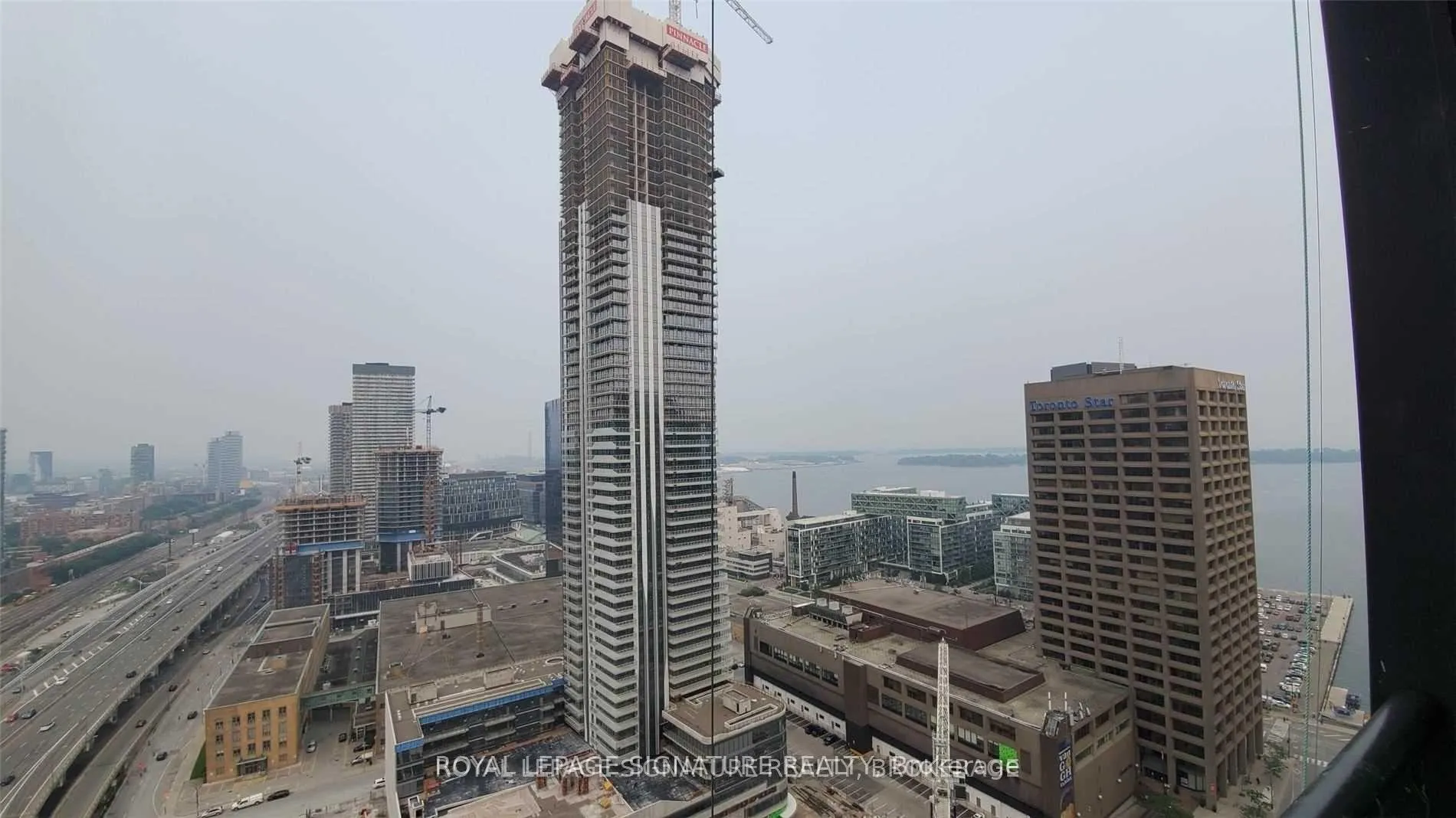 Photo 5 of Unit 3005, 16 Yonge Street, Toronto, Waterfront Communities — HOMEH