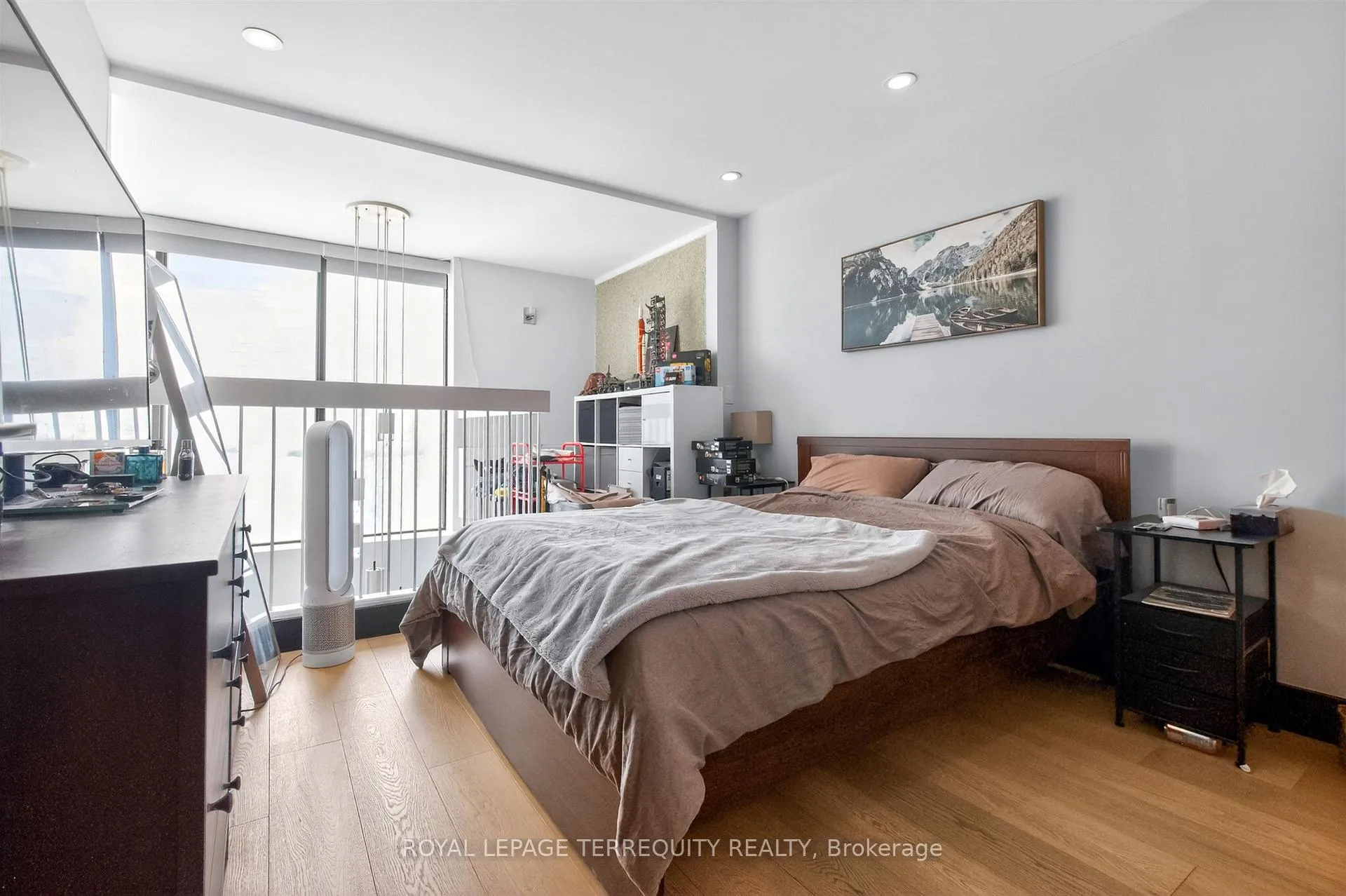 Photo 30 of Unit 2432, 33 Harbour Square, Toronto, Waterfront Communities — HOMEH