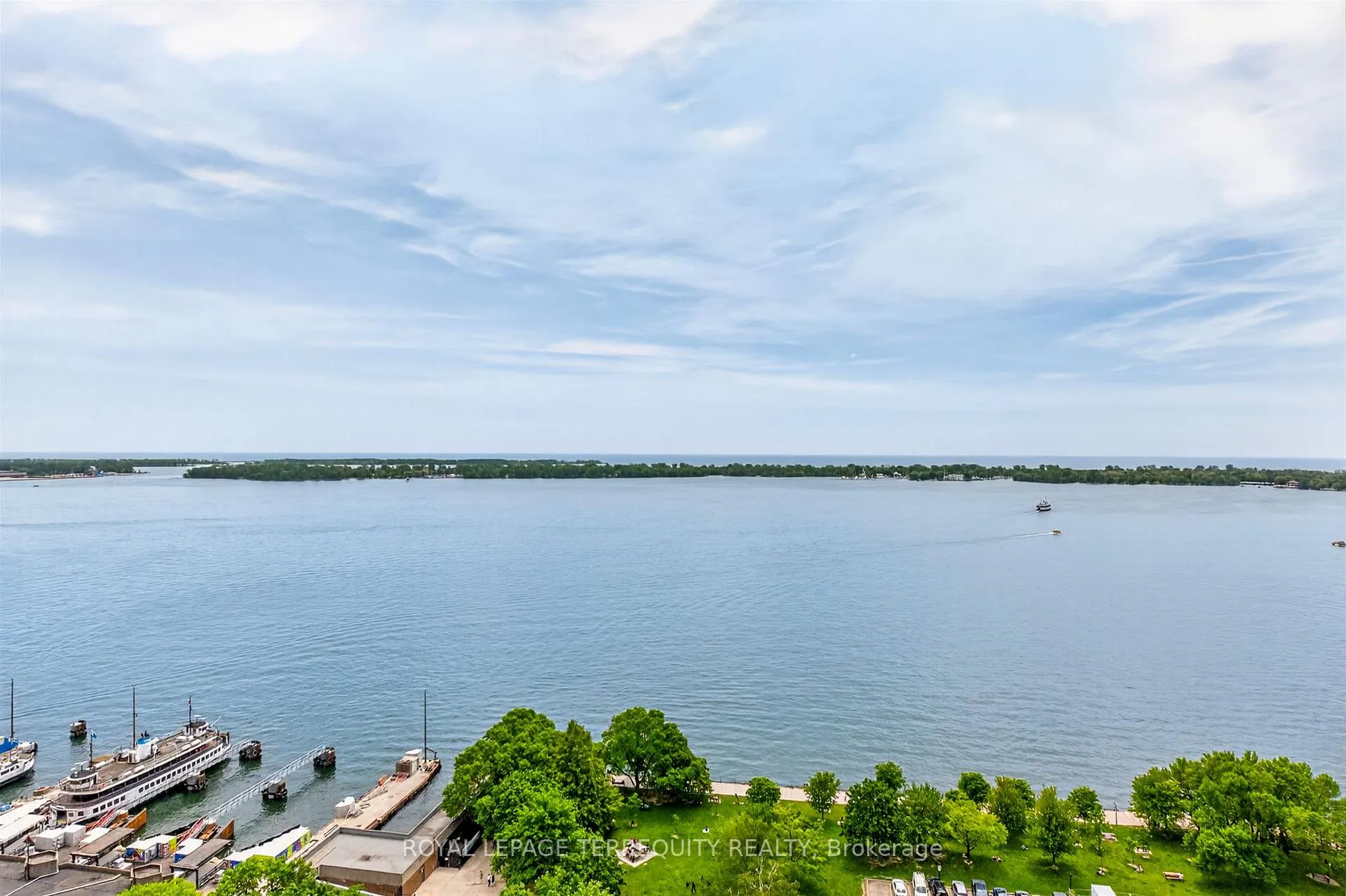 Photo 33 of Unit 2432, 33 Harbour Square, Toronto, Waterfront Communities — HOMEH