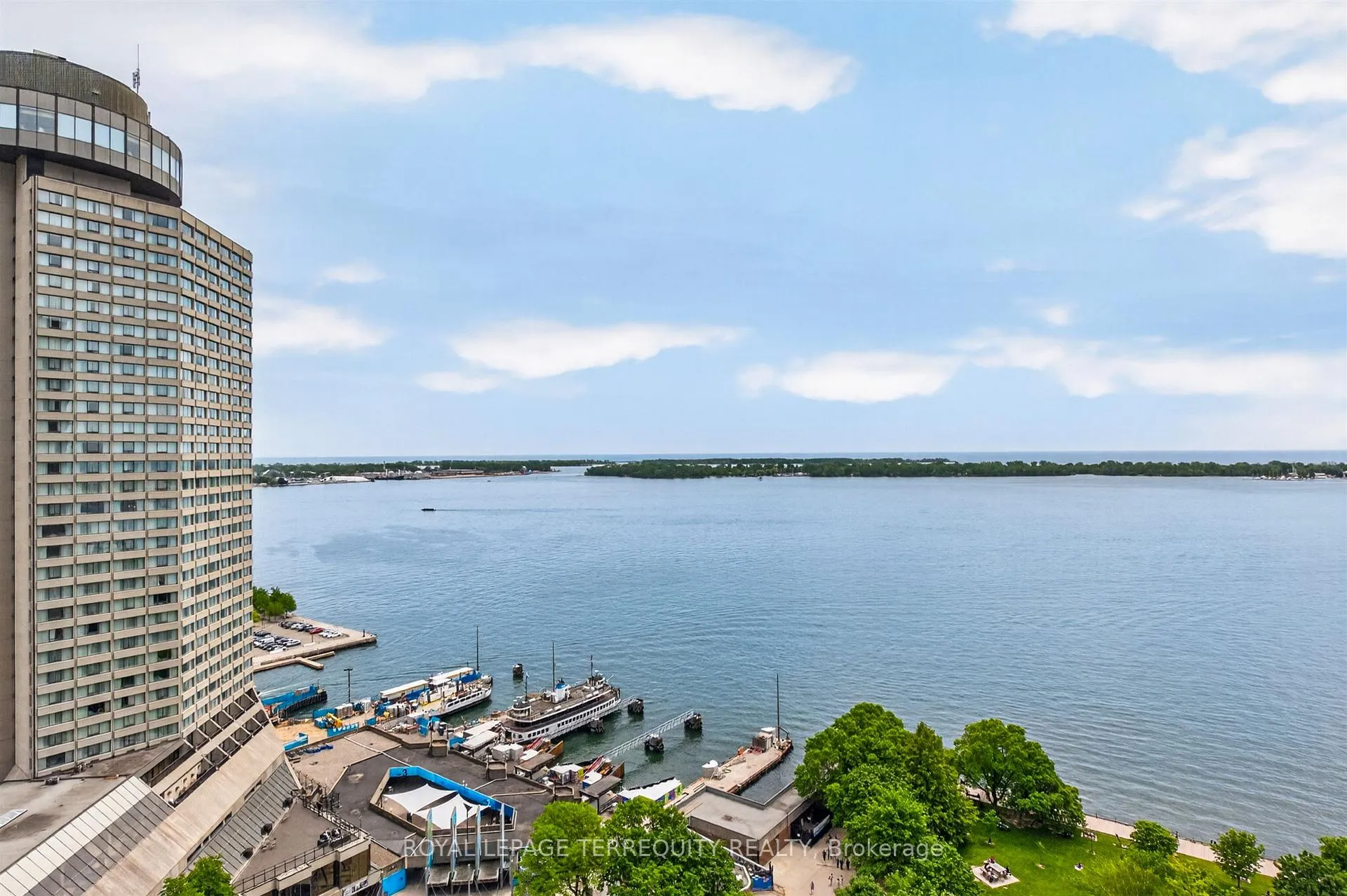 Photo 34 of Unit 2432, 33 Harbour Square, Toronto, Waterfront Communities — HOMEH