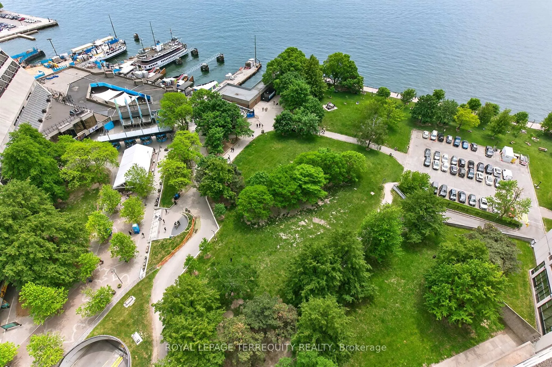 Photo 35 of Unit 2432, 33 Harbour Square, Toronto, Waterfront Communities — HOMEH