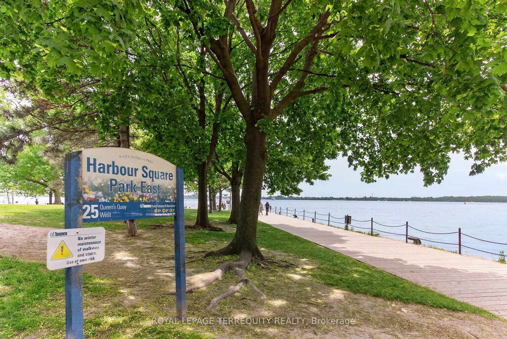 Photo 36 of Unit 2432, 33 Harbour Square, Toronto, Waterfront Communities — HOMEH