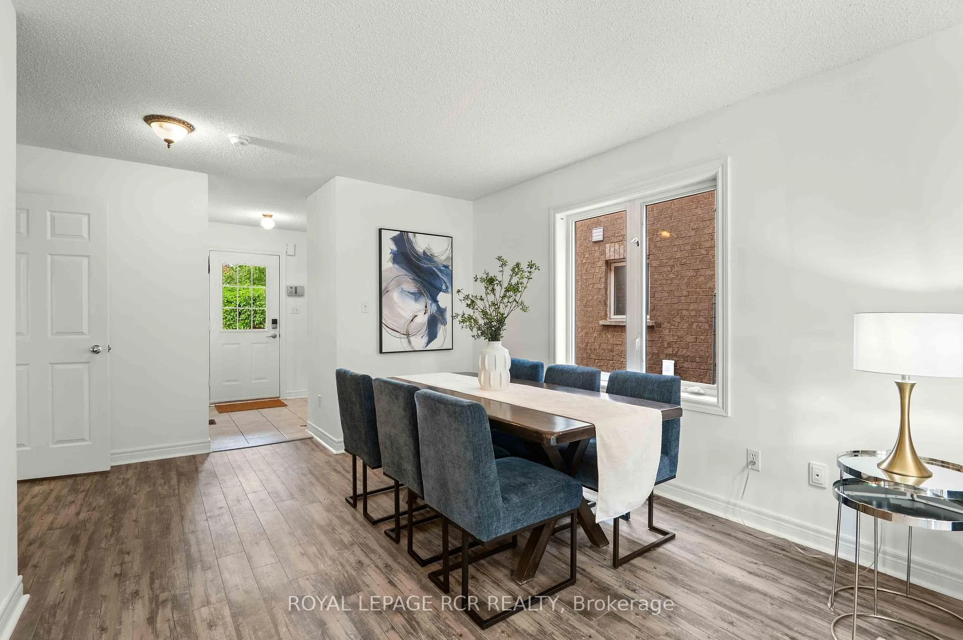 Photo 7 of 13 Twin Pines Crescent, Brampton, Northwest Sandalwood Parkway — HOMEH