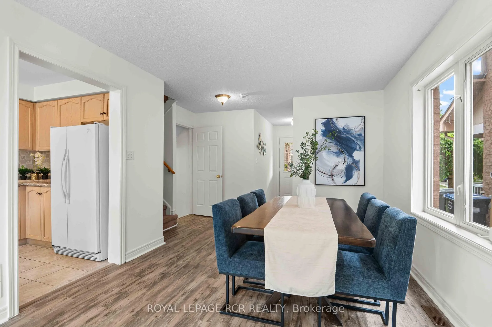 Photo 8 of 13 Twin Pines Crescent, Brampton, Northwest Sandalwood Parkway — HOMEH