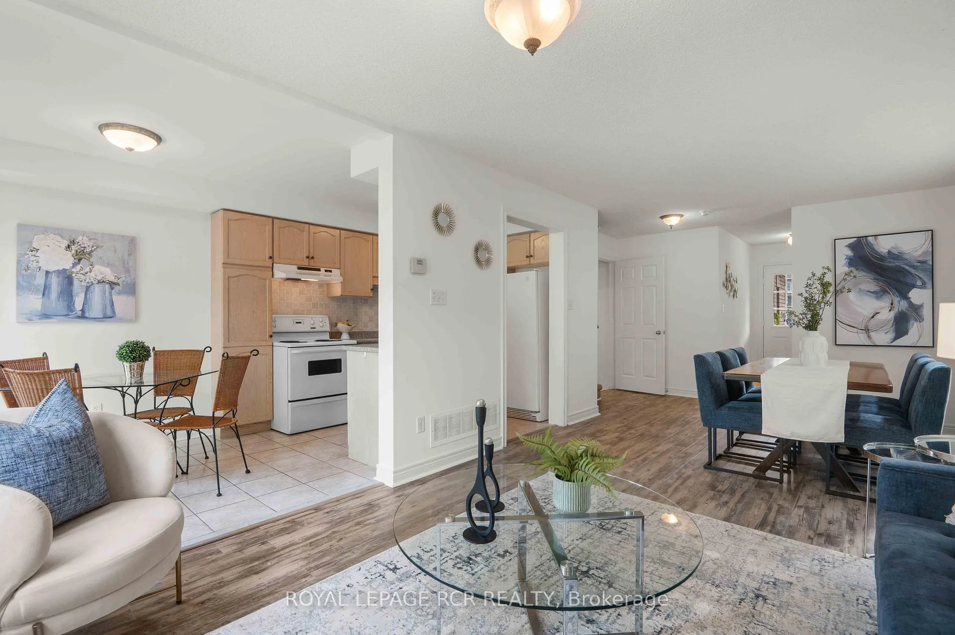 Photo 12 of 13 Twin Pines Crescent, Brampton, Northwest Sandalwood Parkway — HOMEH