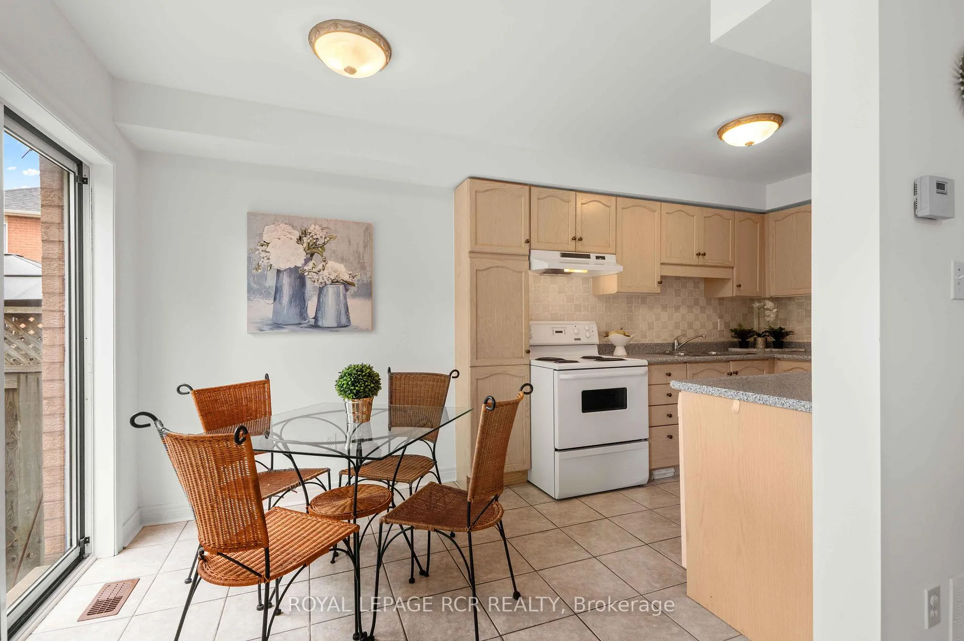 Photo 13 of 13 Twin Pines Crescent, Brampton, Northwest Sandalwood Parkway — HOMEH