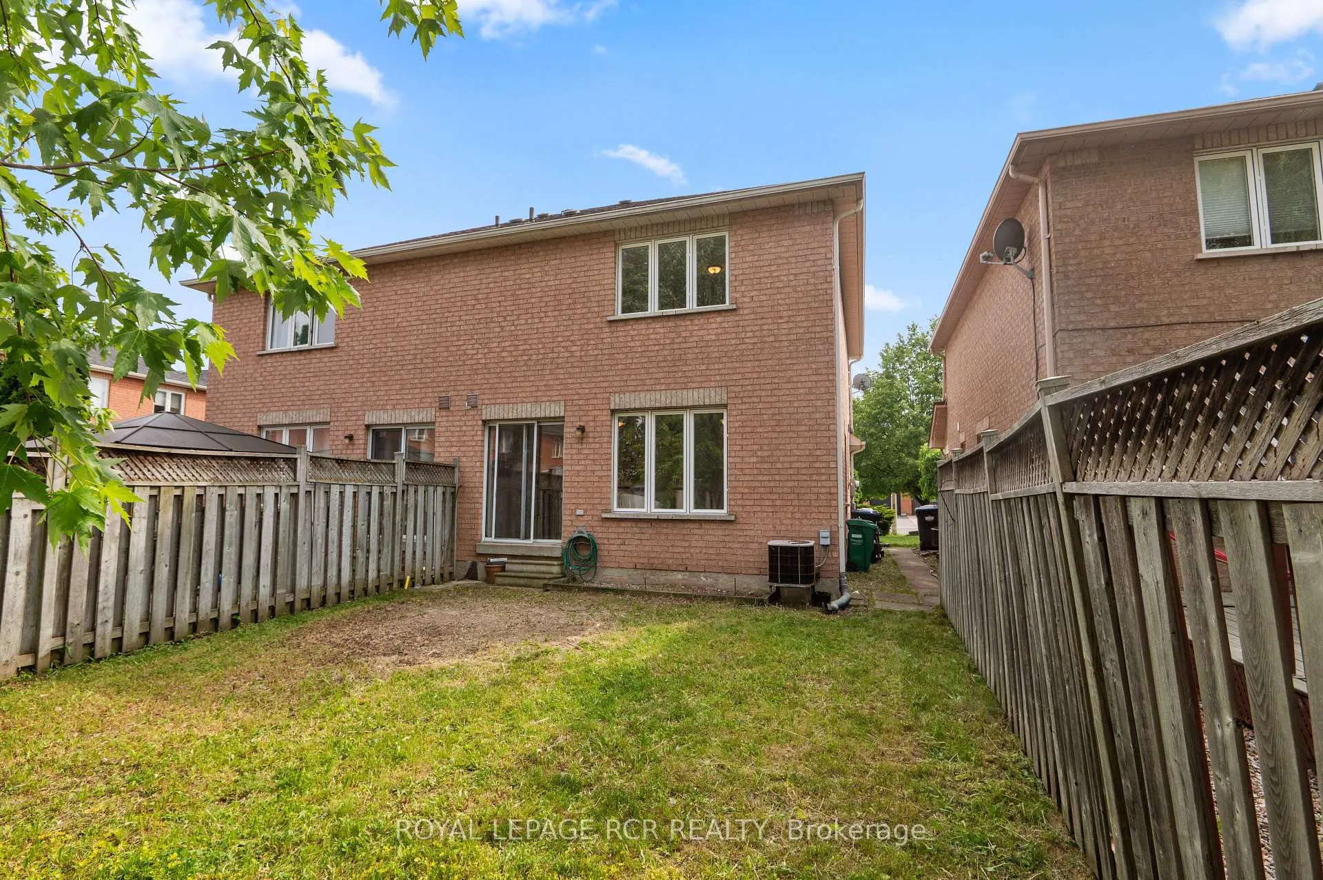 Photo 31 of 13 Twin Pines Crescent, Brampton, Northwest Sandalwood Parkway — HOMEH