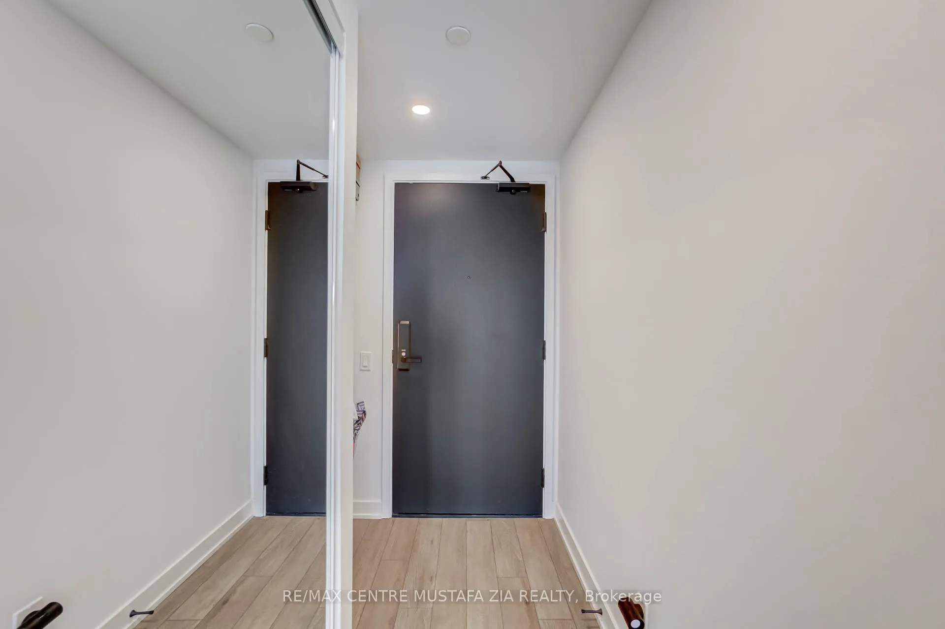 Photo 7 of Unit 4506, 88 Queen Street E, Toronto, Church-Yonge Corridor — HOMEH