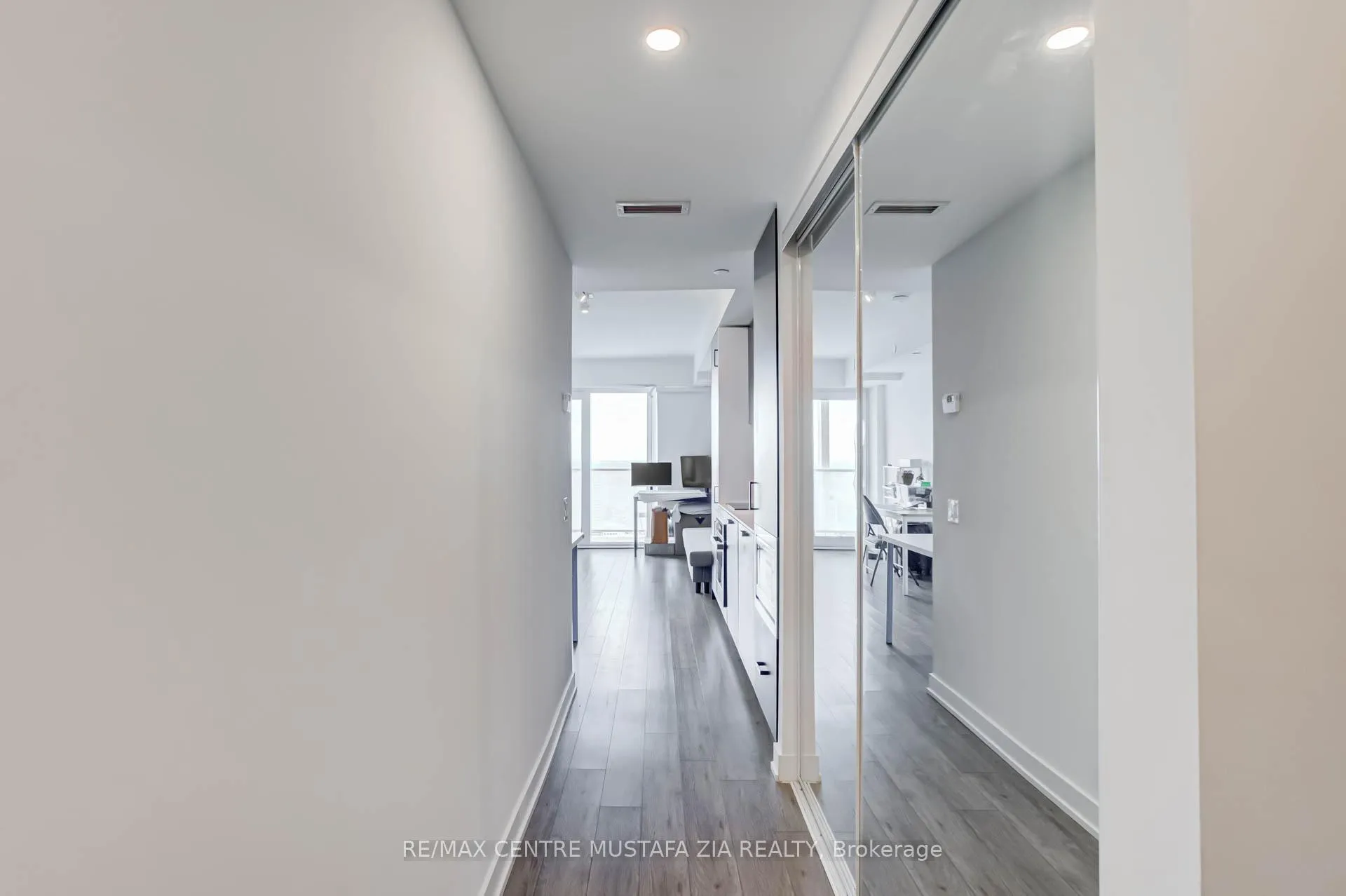Photo 8 of Unit 4506, 88 Queen Street E, Toronto, Church-Yonge Corridor — HOMEH
