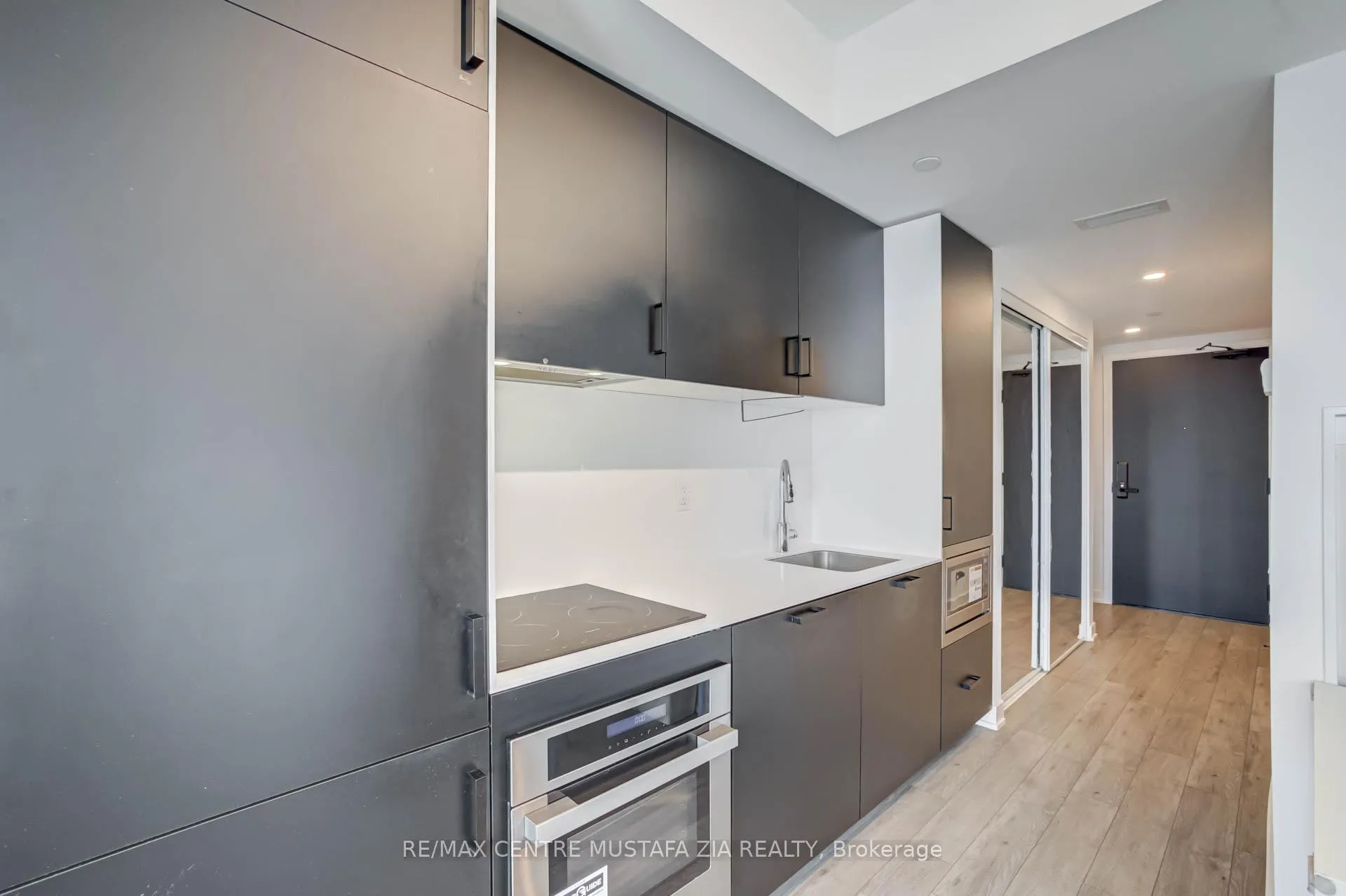 Photo 13 of Unit 4506, 88 Queen Street E, Toronto, Church-Yonge Corridor — HOMEH