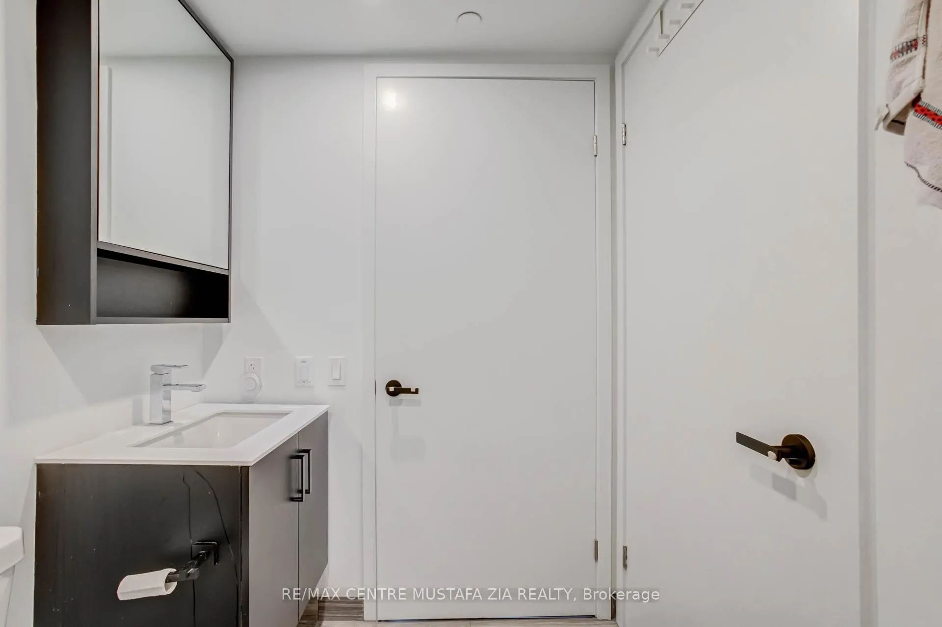 Photo 21 of Unit 4506, 88 Queen Street E, Toronto, Church-Yonge Corridor — HOMEH