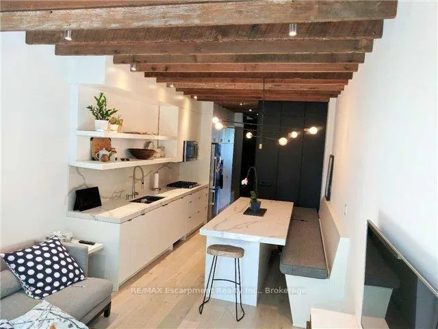 Front of Unit 1, 2557 Dundas Street W