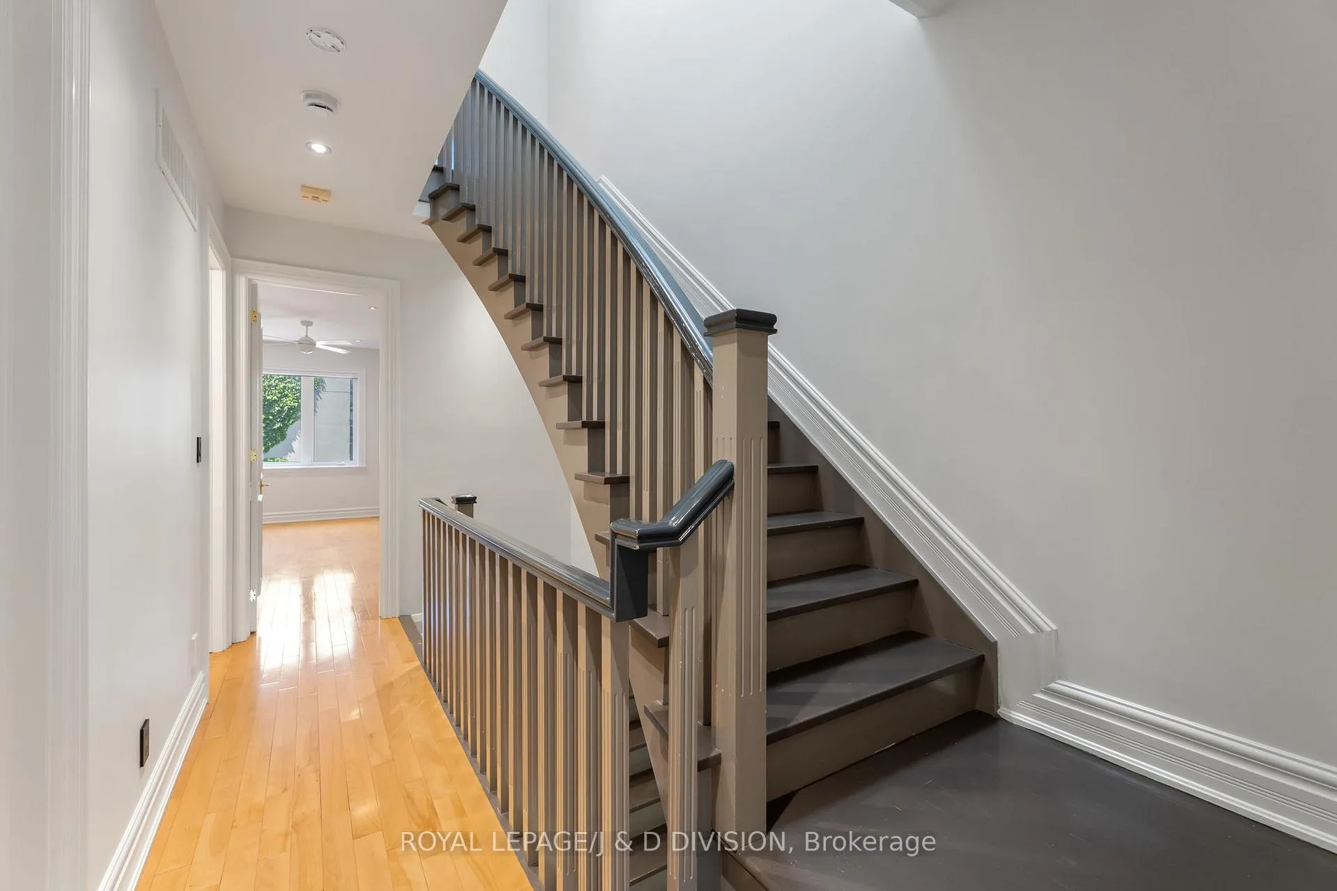Photo 16 of 6 Huntley Street, Toronto, North St. James Town — HOMEH