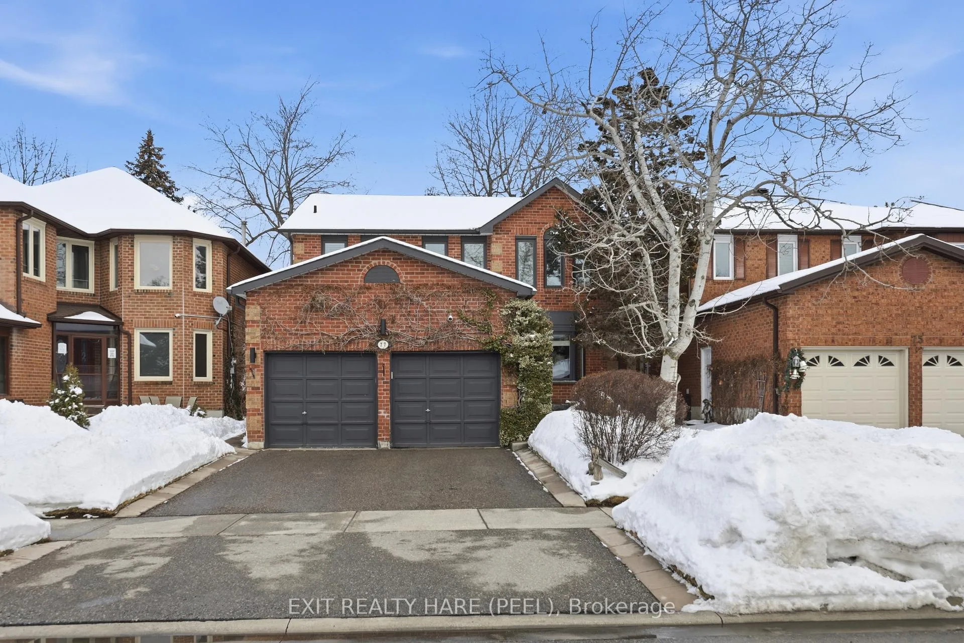 Photo 3 of 77 Lord Simcoe Drive, Brampton, Westgate — HOMEH