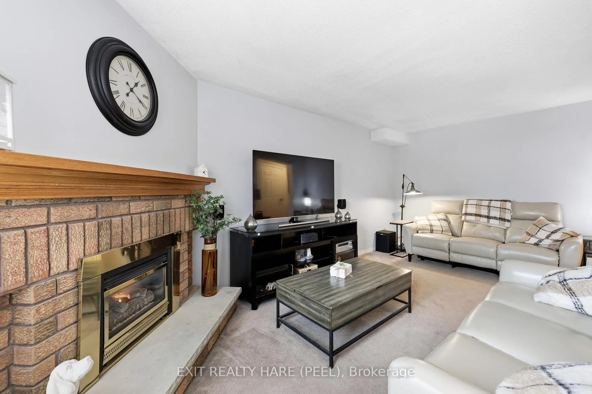 Photo 10 of 77 Lord Simcoe Drive, Brampton, Westgate — HOMEH