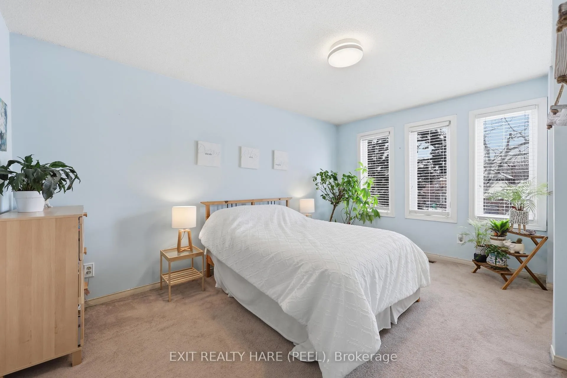 Photo 15 of 77 Lord Simcoe Drive, Brampton, Westgate — HOMEH