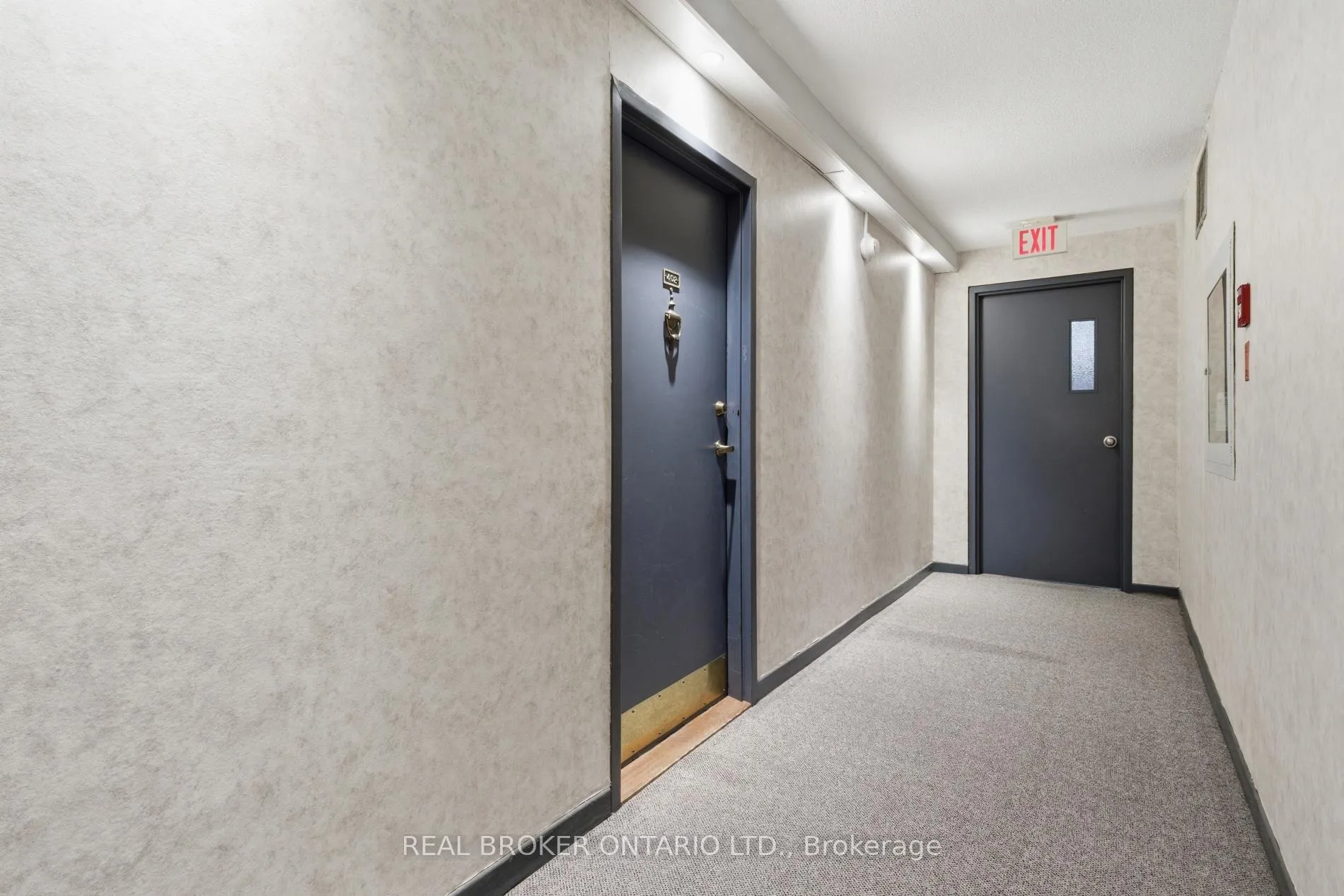 Photo 7 of Unit 402, 65 Westmount Road N, Waterloo — HOMEH