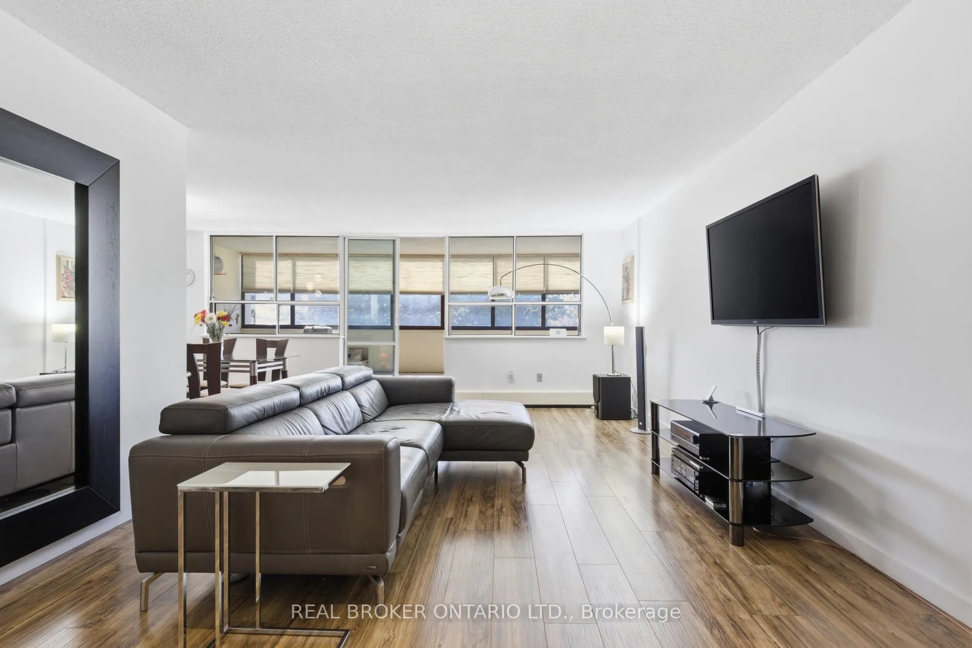 Photo 10 of Unit 402, 65 Westmount Road N, Waterloo — HOMEH