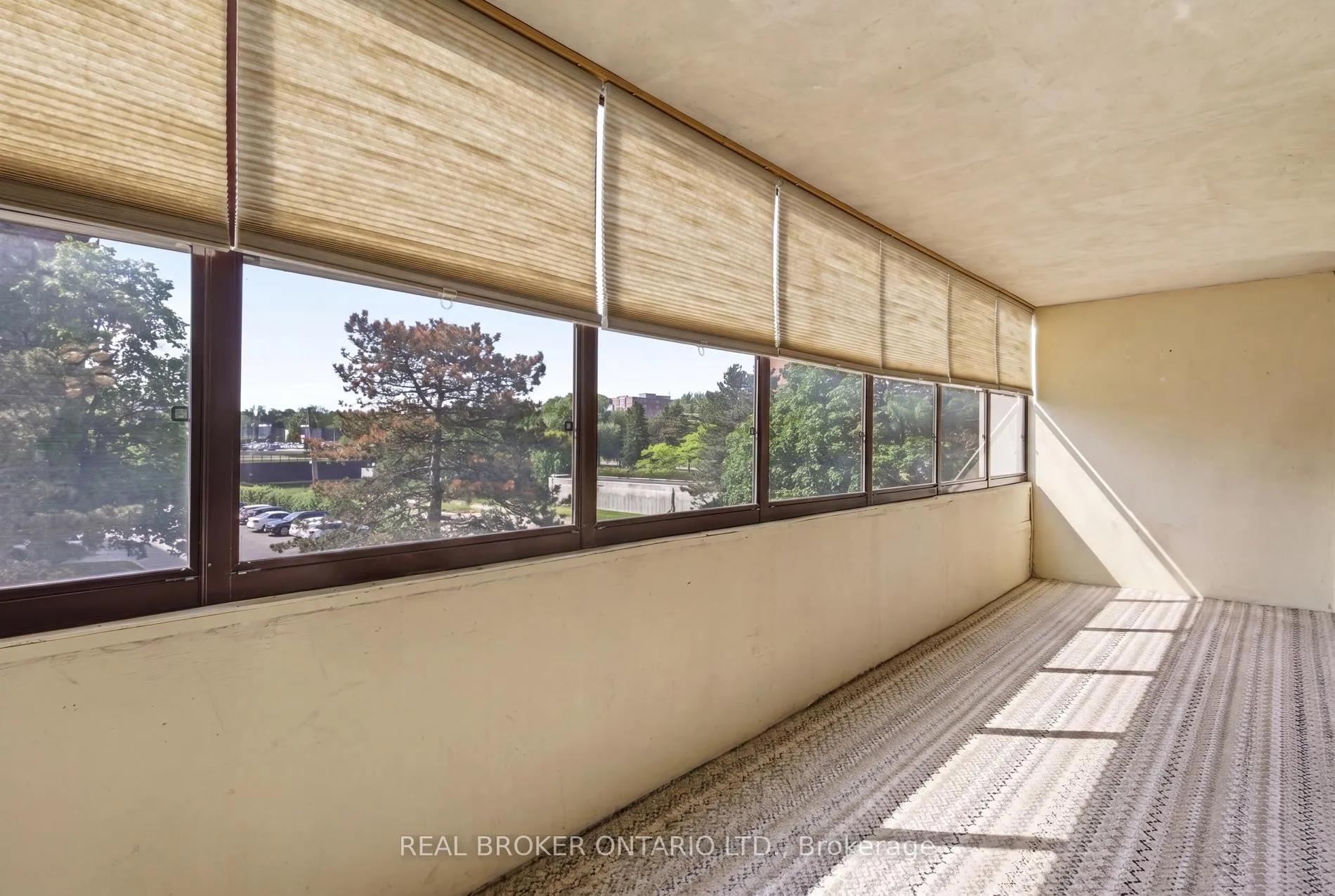 Photo 26 of Unit 402, 65 Westmount Road N, Waterloo — HOMEH
