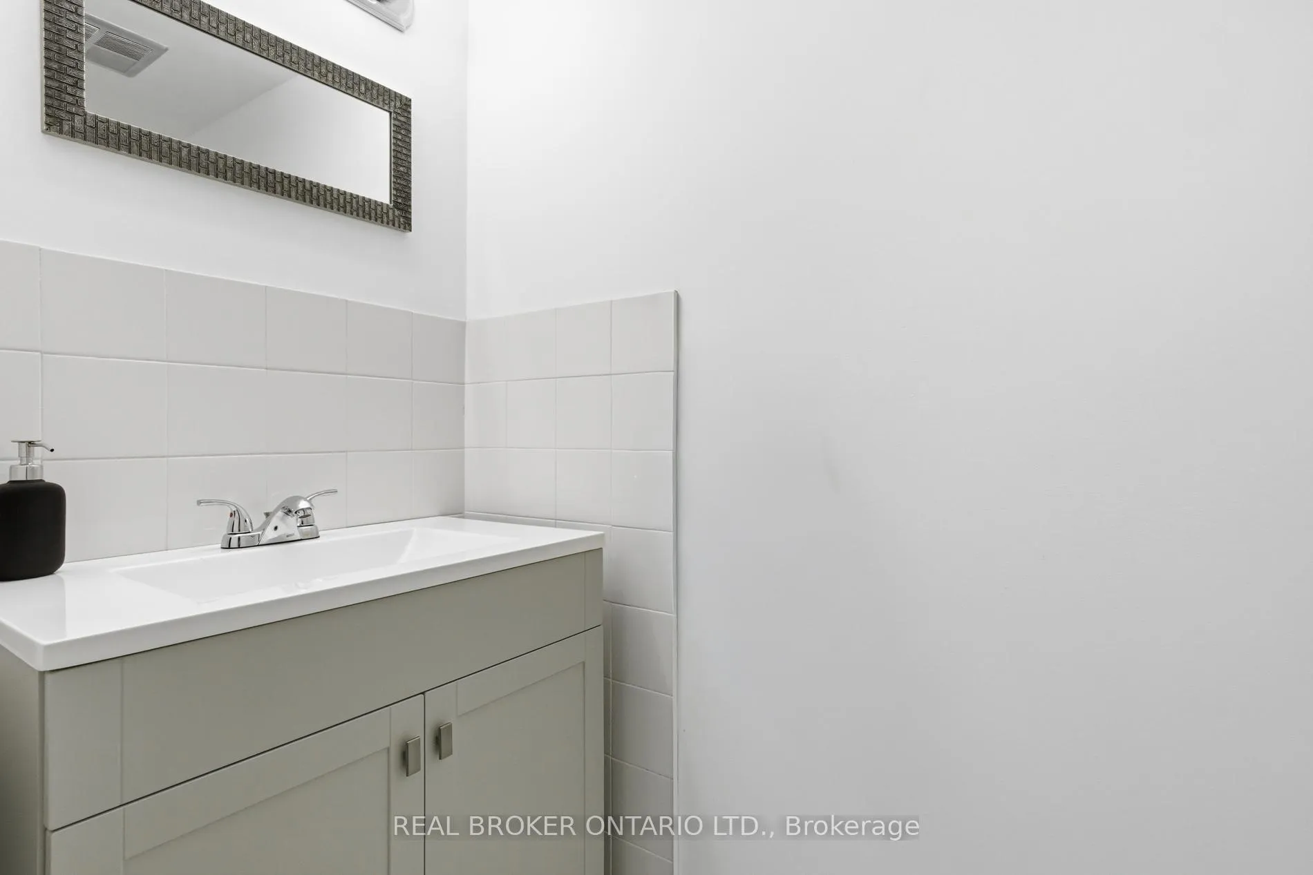Photo 30 of Unit 402, 65 Westmount Road N, Waterloo — HOMEH
