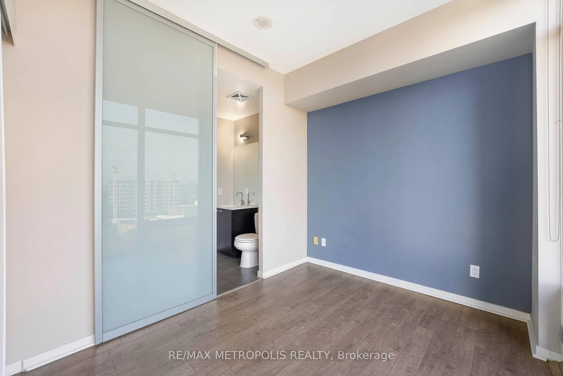 Photo 18 of Unit 1414, 103 The Queensway Avenue, Toronto, High Park-Swansea — HOMEH